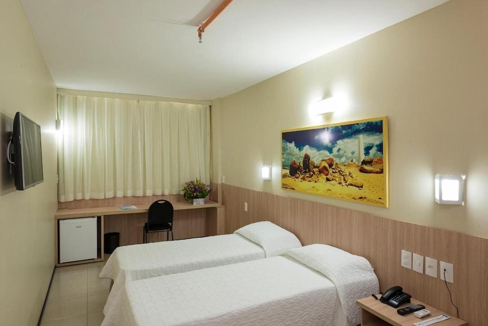 Hotel Express Arrey - Терезина Экстерьер фото