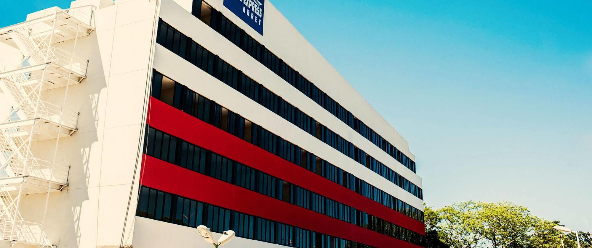 Hotel Express Arrey - Терезина Экстерьер фото